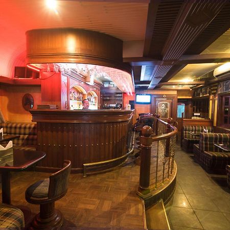 Hotel Ayodhya Колхапур Екстериор снимка