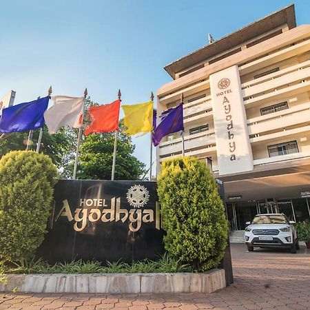 Hotel Ayodhya Колхапур Екстериор снимка