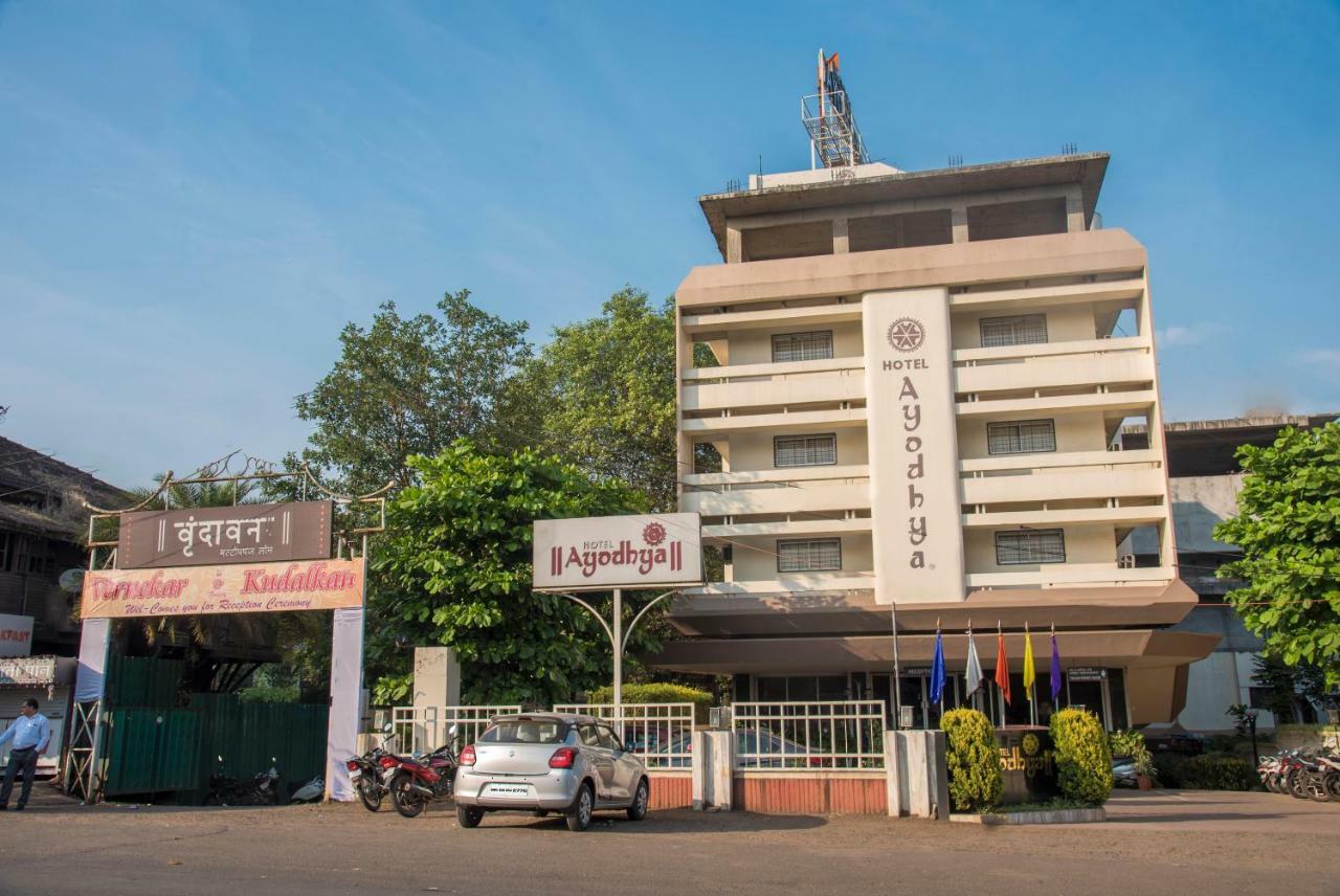 Hotel Ayodhya Колхапур Екстериор снимка